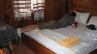 Unser schoenes Zimmer im Zuela Guesthouse in Luang Namtha