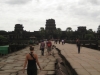 Christin laeuft zu Angkor War